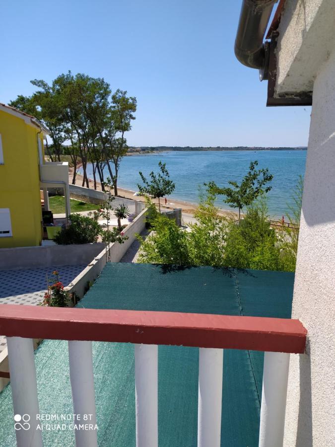 Apartman Joy Nin Zewnętrze zdjęcie