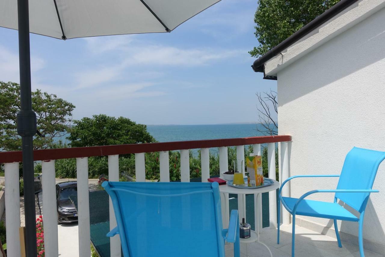 Apartman Joy Nin Zewnętrze zdjęcie